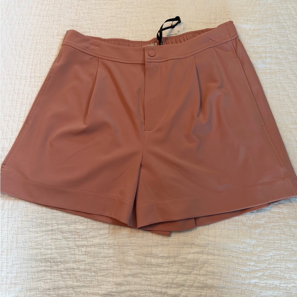 Varley Mariya Easy Pleat Short 4.5” — Ash Rose (NWT)